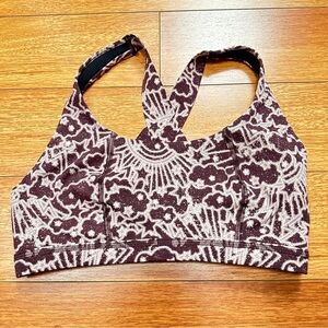 SWEATY BETTY SPORTS BRA - MEDIUM - MAROON LIGHT PINK PRINT